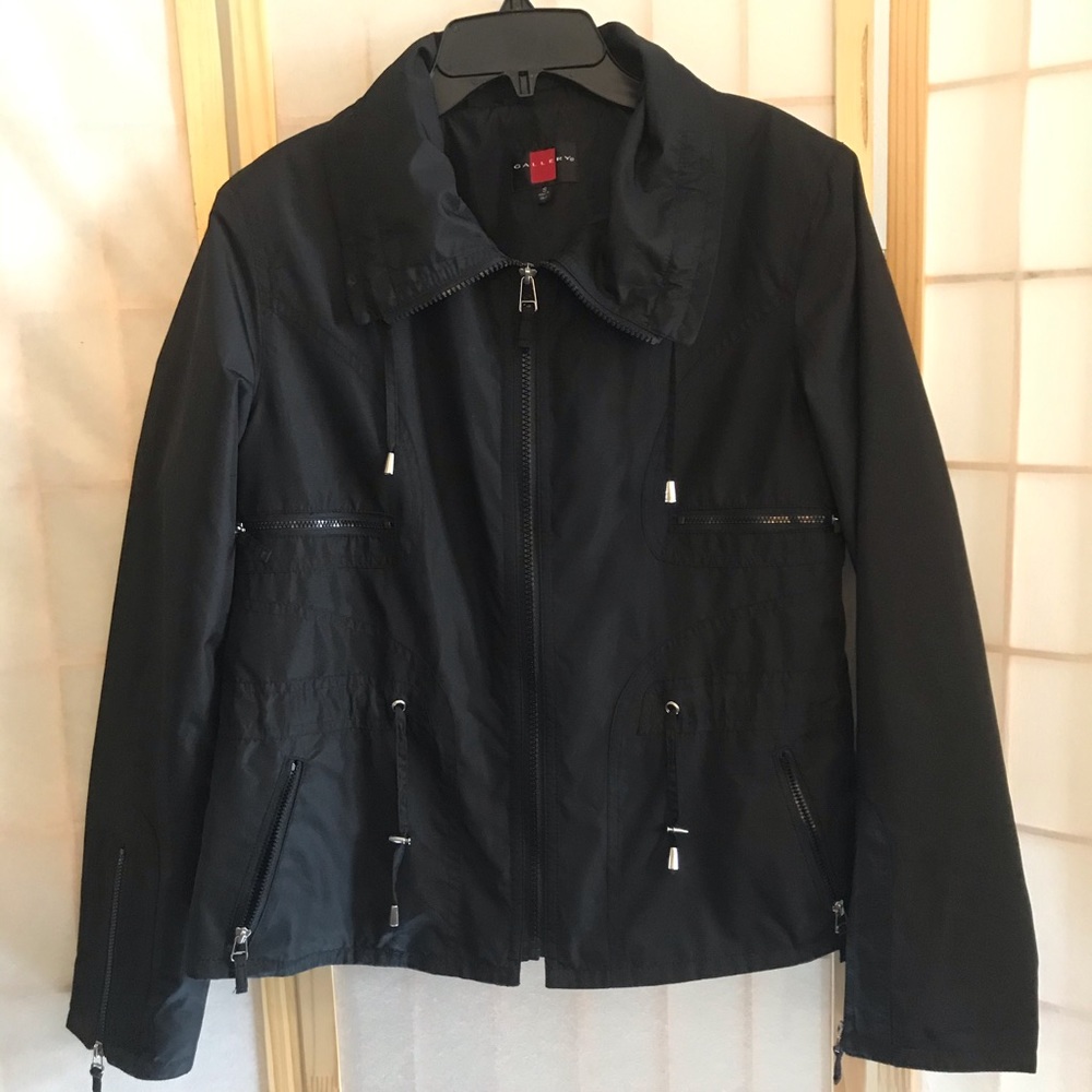 Jacket - Picture 2 of 7